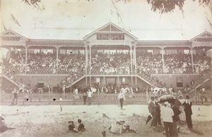 princes.park.grandstand.historic.png
