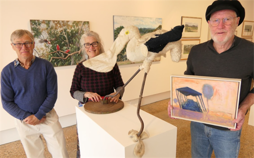 group.exhibition.talk.art.gallery.png