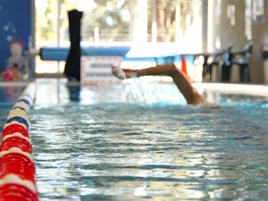 indoor.pool.soon2be.jpg