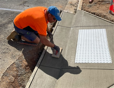 footpath.wheelchair.access.GRAB.png