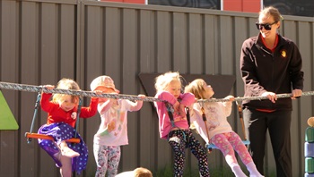 girls.group.rope.jpg