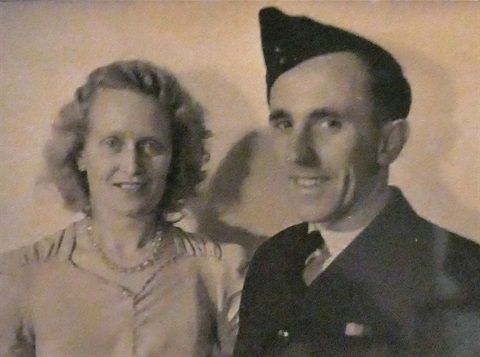 Cyril and Myra Martin .JPG