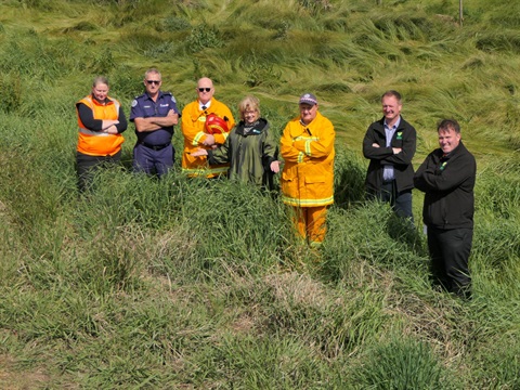 fires.cfa.long.grass.meet.jpg