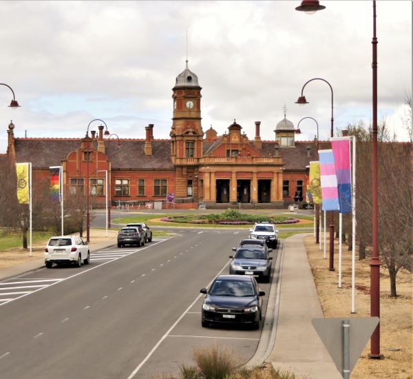 FB.station.VIC.jpg